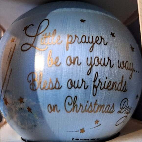Vintage 1984 Unbreakable Hallmark Keepsake satin ornament “A Christmas Prayer - Picture 2 of 6